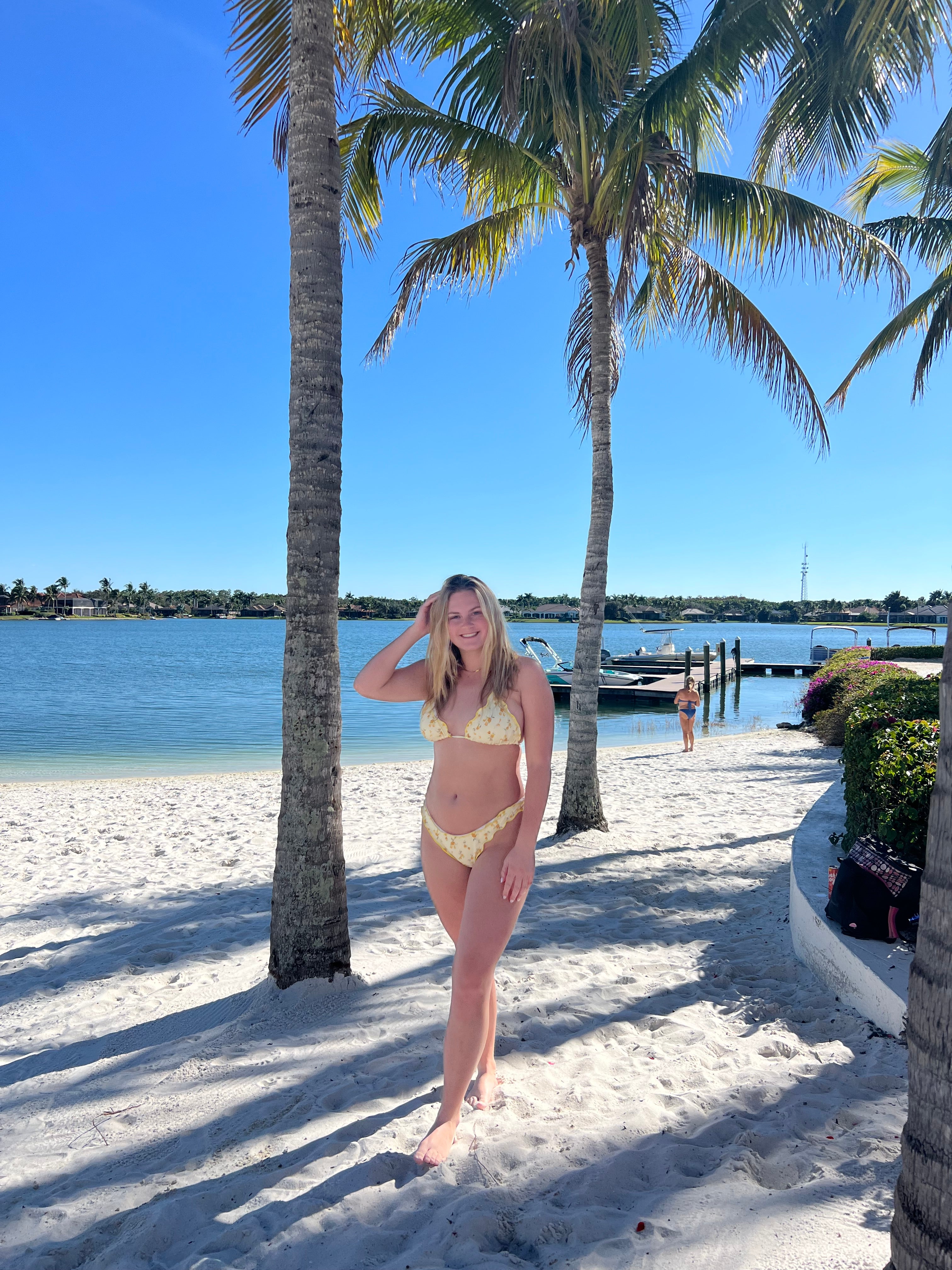 Lemon bikini