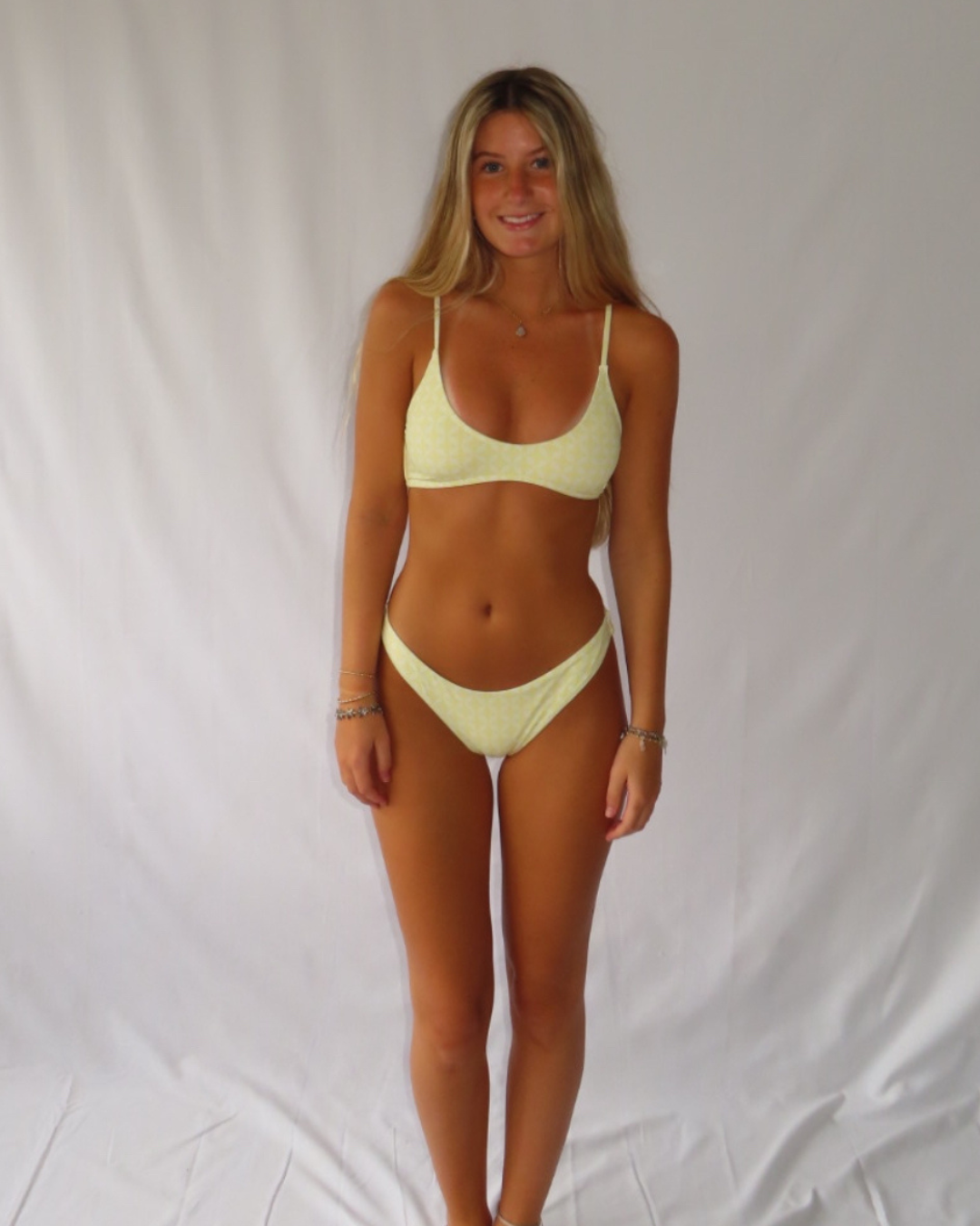 ES OG yellow- scoop neck top